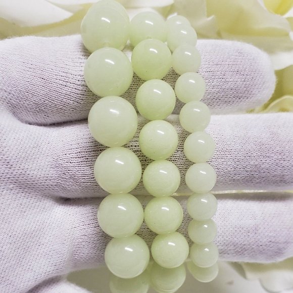 12MM Luminous Bracelets ~ Glow in the Dark - Picture 4 of 5